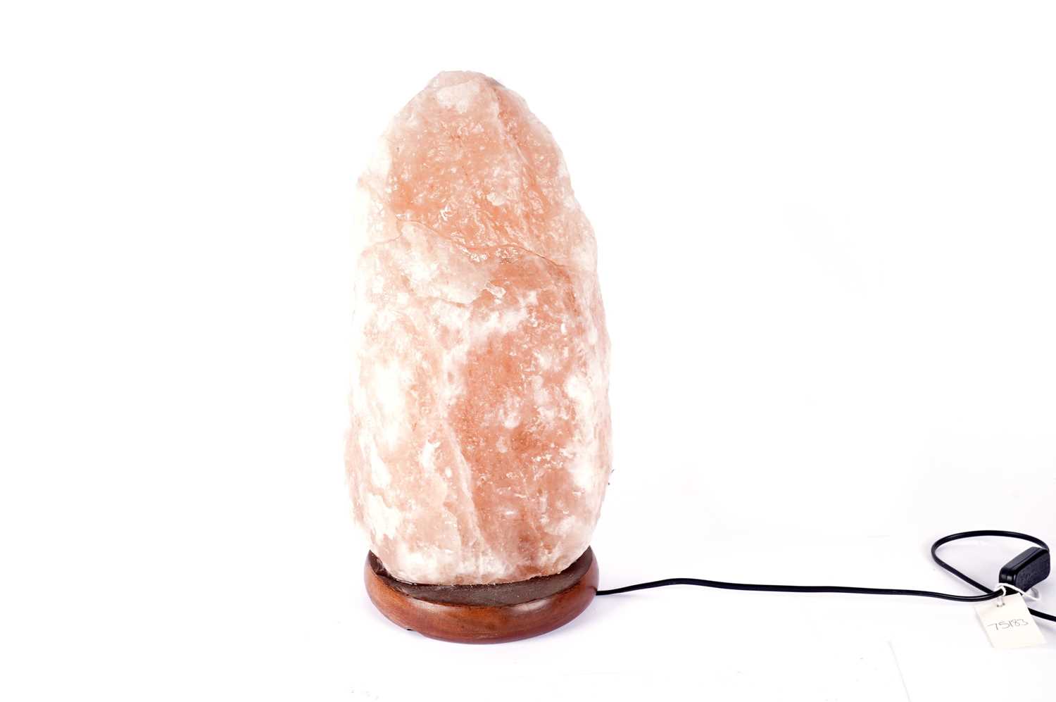 A pink Himalayan salt lamp