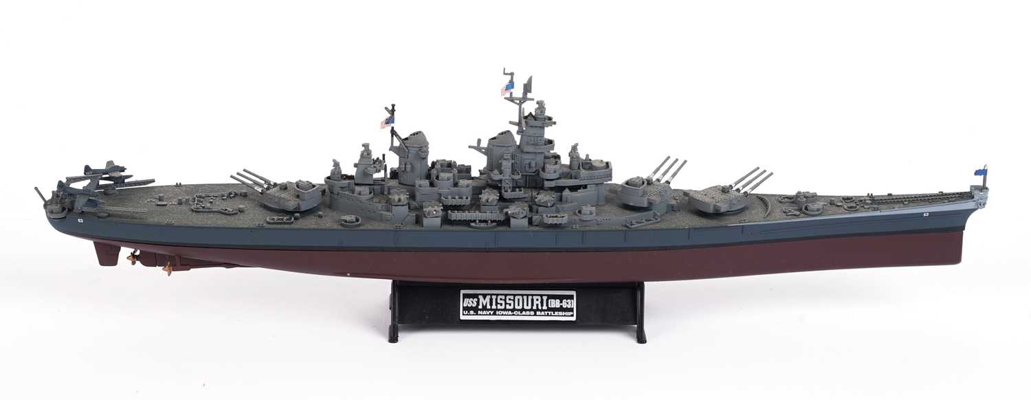 A collection of military themed scale models - Image 6 of 9