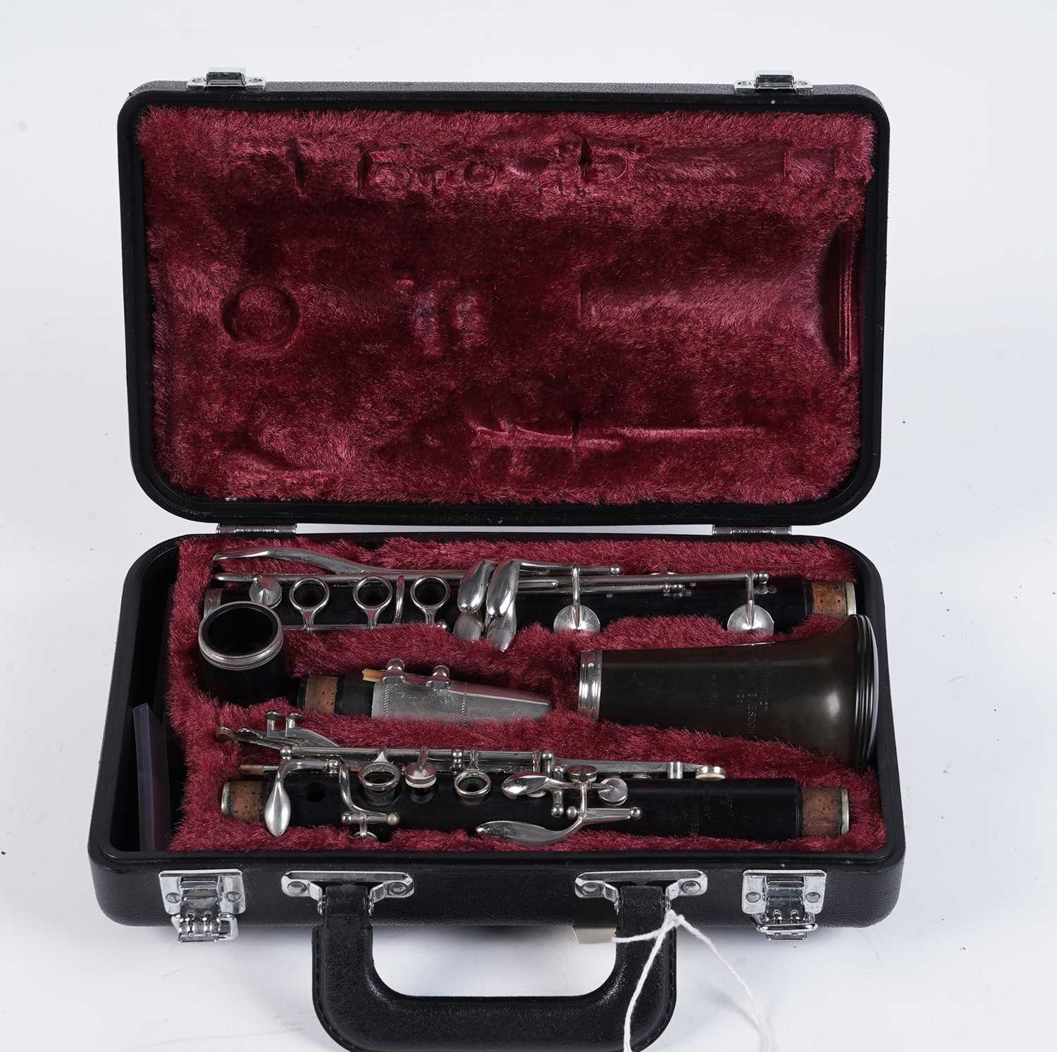 A Boosey and Hawkes '77' clarinet - Image 2 of 9