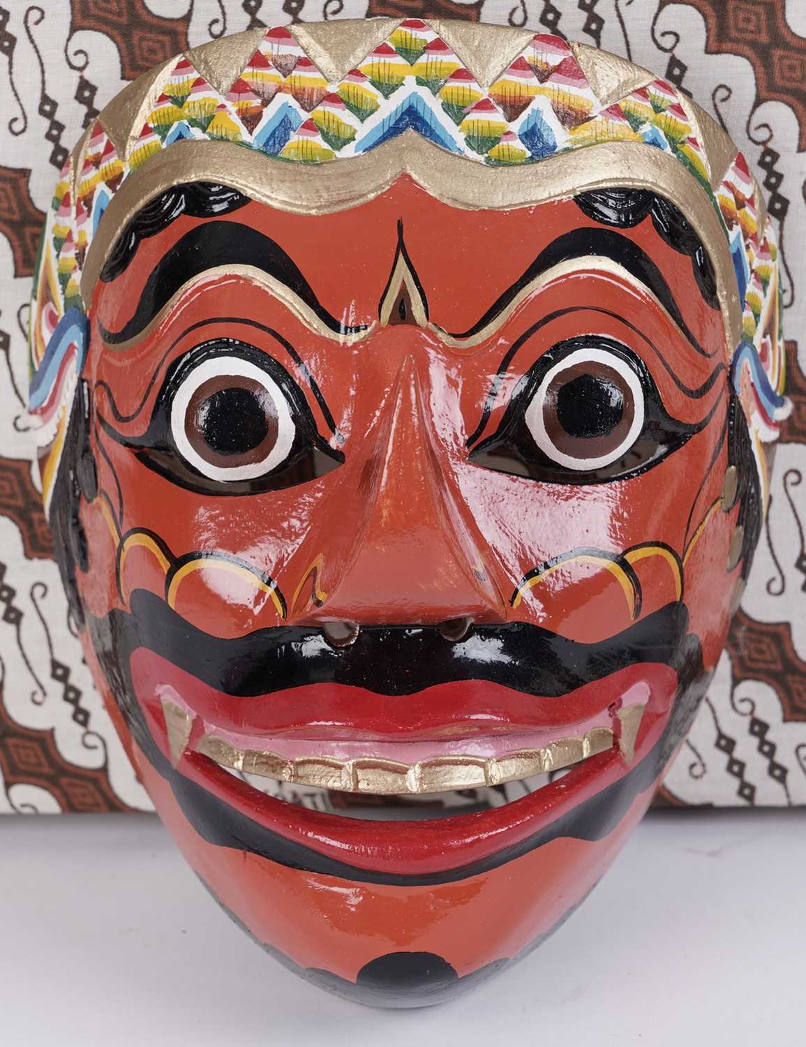 A collection of vintage hand painted Indonesian Barong masks - Image 3 of 7