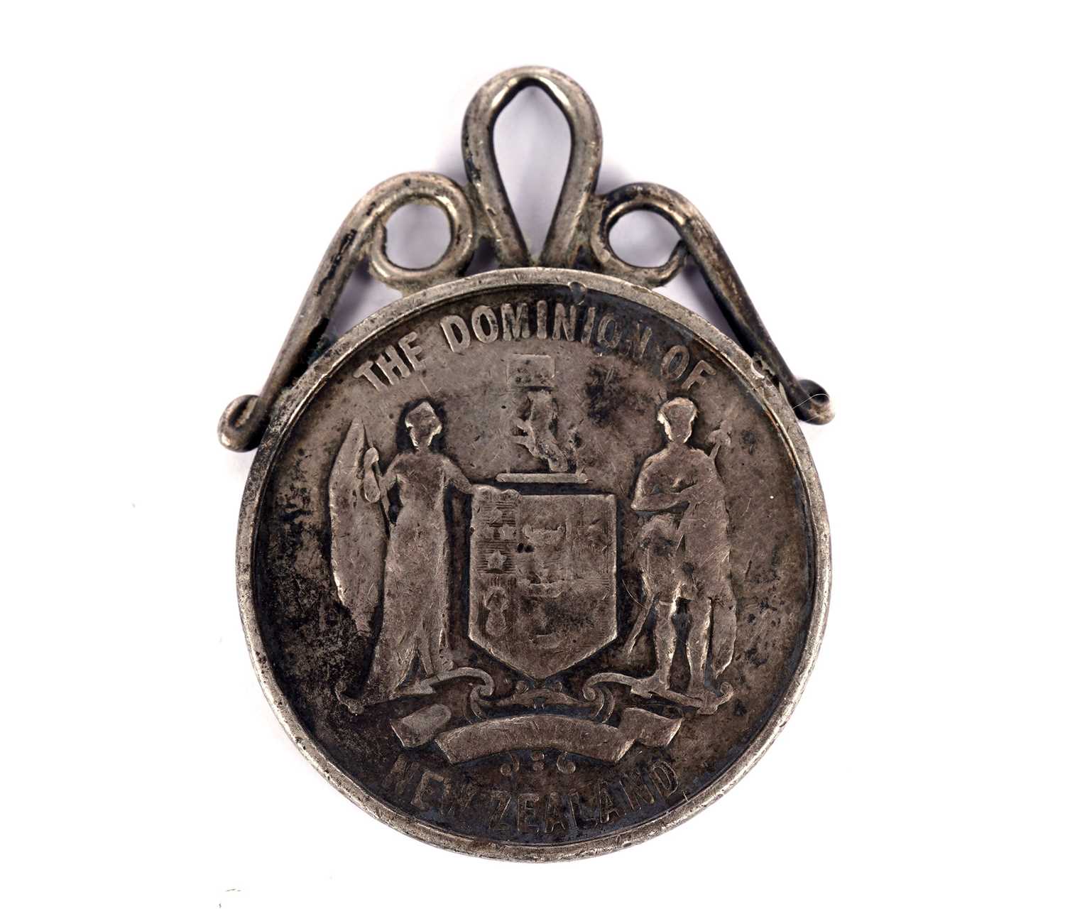 Tribute Medal presented to the Officers and crew of HMS New Zealand