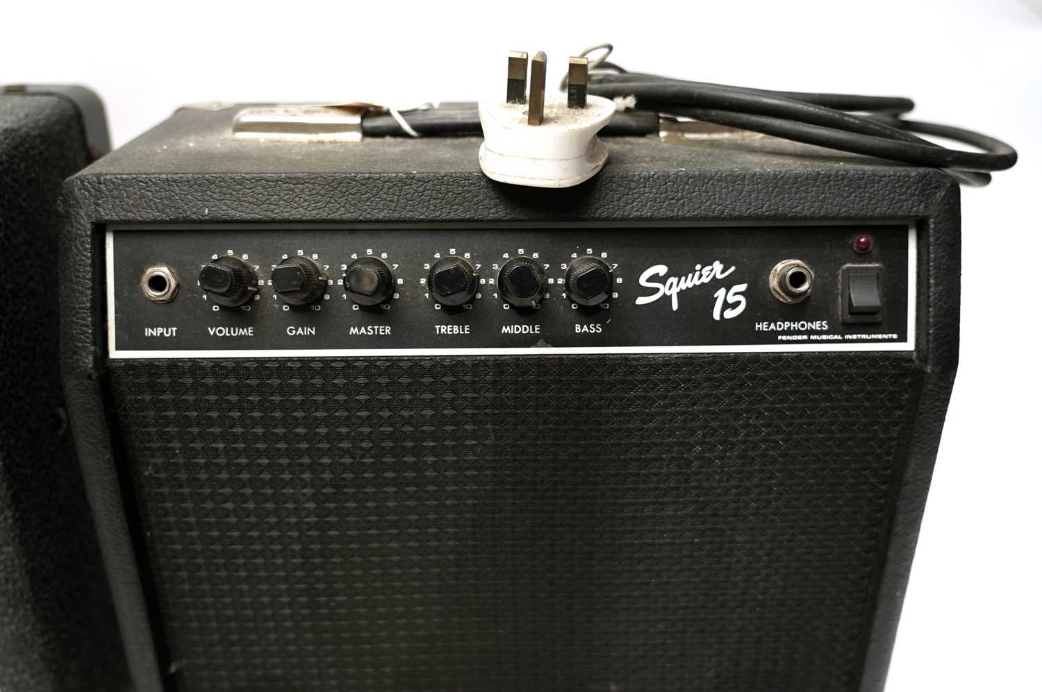 Two guitar practice amps - Image 2 of 5