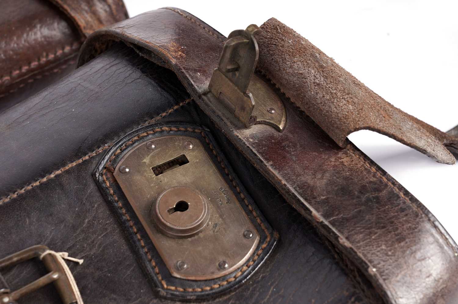 Two antique leather leg of mutton gun cases - Image 2 of 3