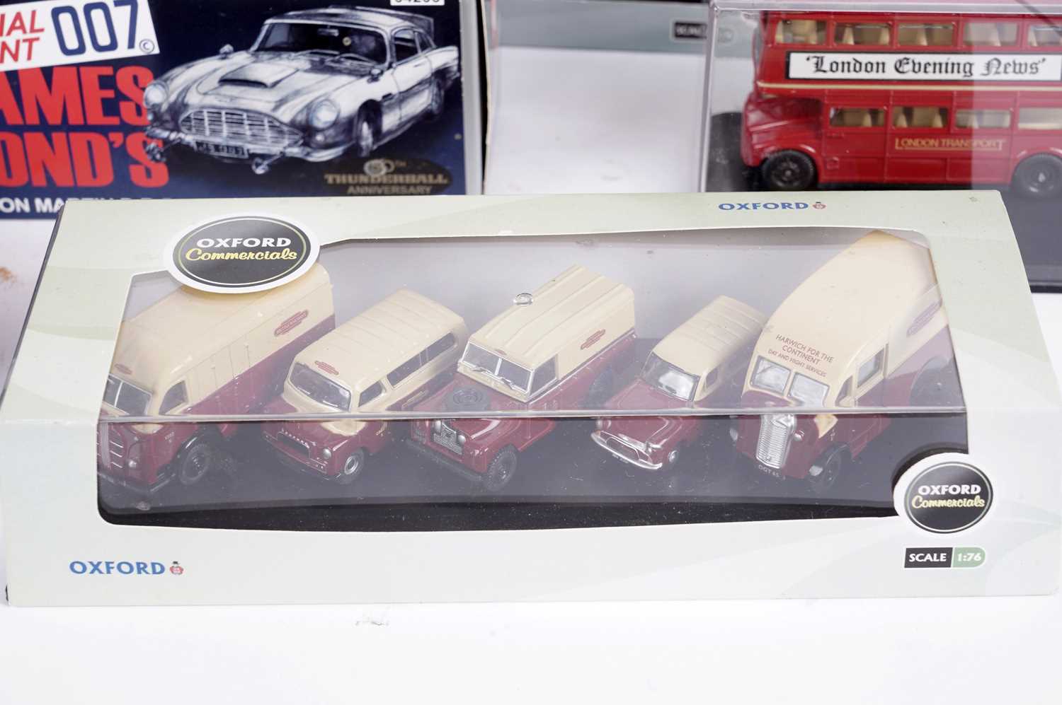 A collection of vintage diecast vehicles - Image 5 of 6