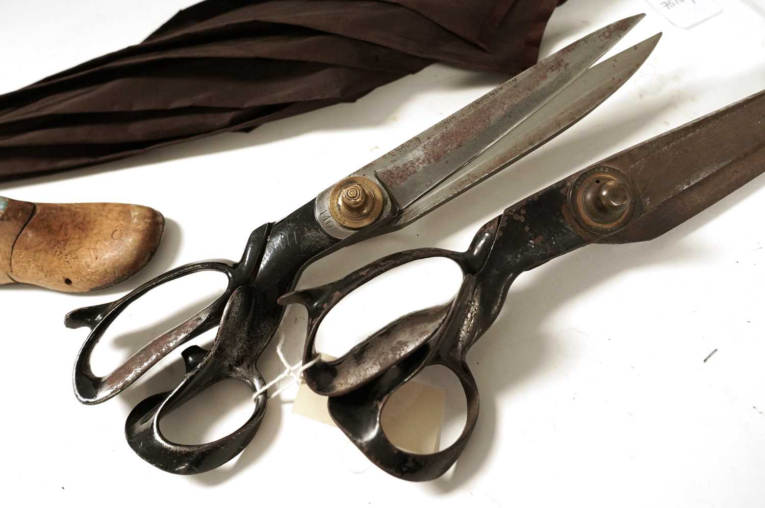 A late Victorian parasol; two pairs of tailor's scissors and a cobblers last - Image 4 of 5