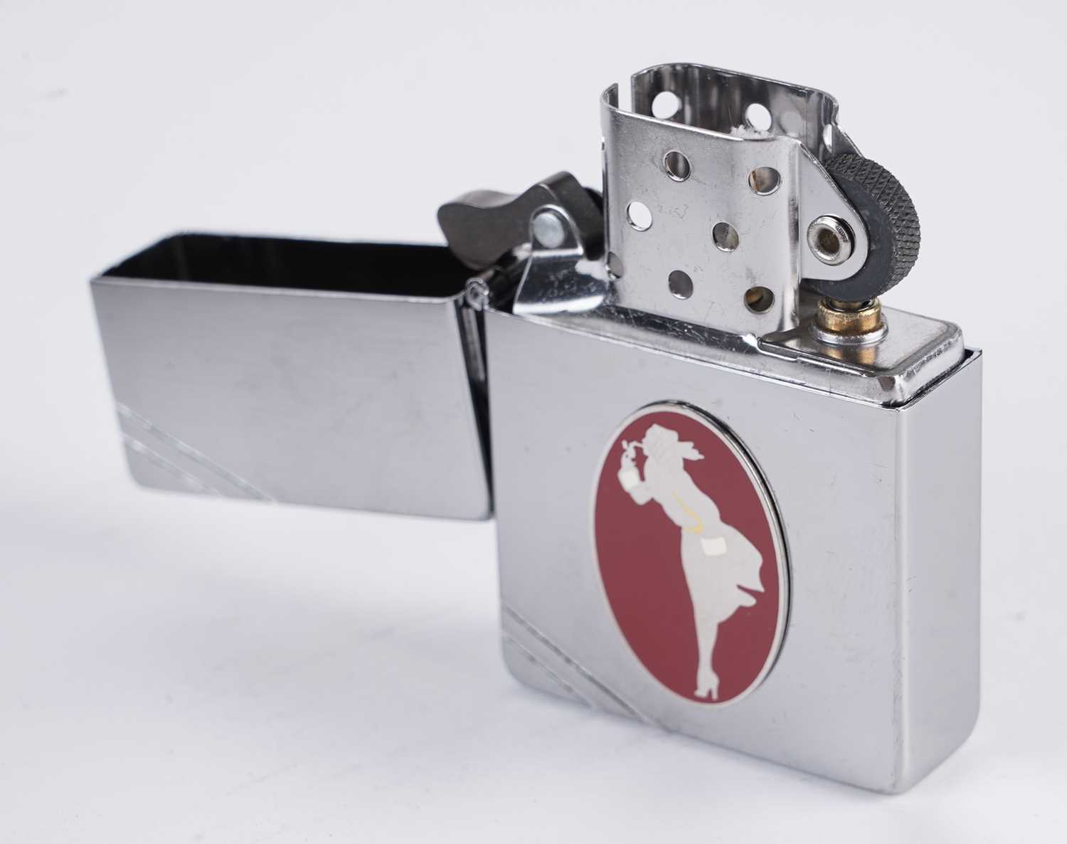 A collection of Zippo cigarette lighters - Image 3 of 4