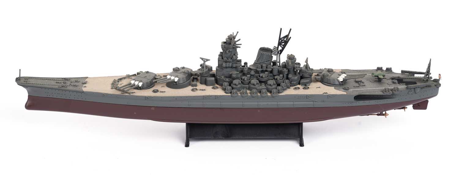 A collection of military themed scale models - Image 4 of 9