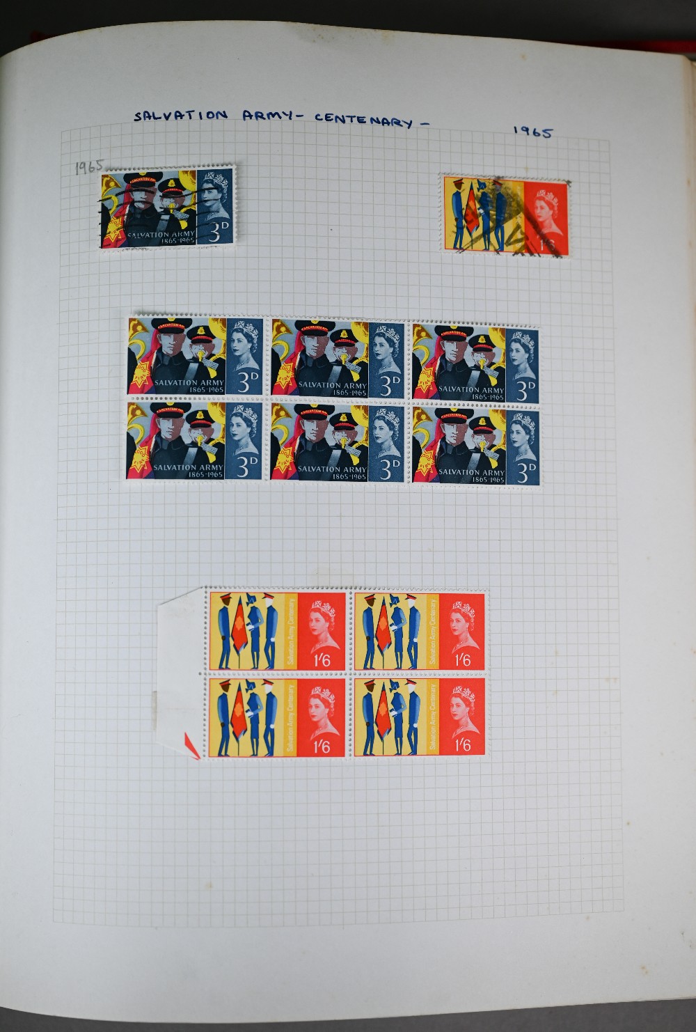 A selection of 1d red postage stamps perf and other Victorian and later issues, to/w a large - Image 9 of 11