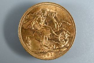 A George V gold sovereign, dated 1912