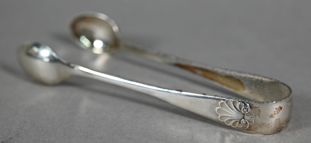 A cased silver three-piece condiment c/w spoons, Birmingham 1962, a pair of sugar tongs and a pair - Image 5 of 7