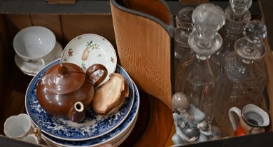 An 18th century porcelain floral-painted saucer, to/w two Royal Worcester leaf dishes and various