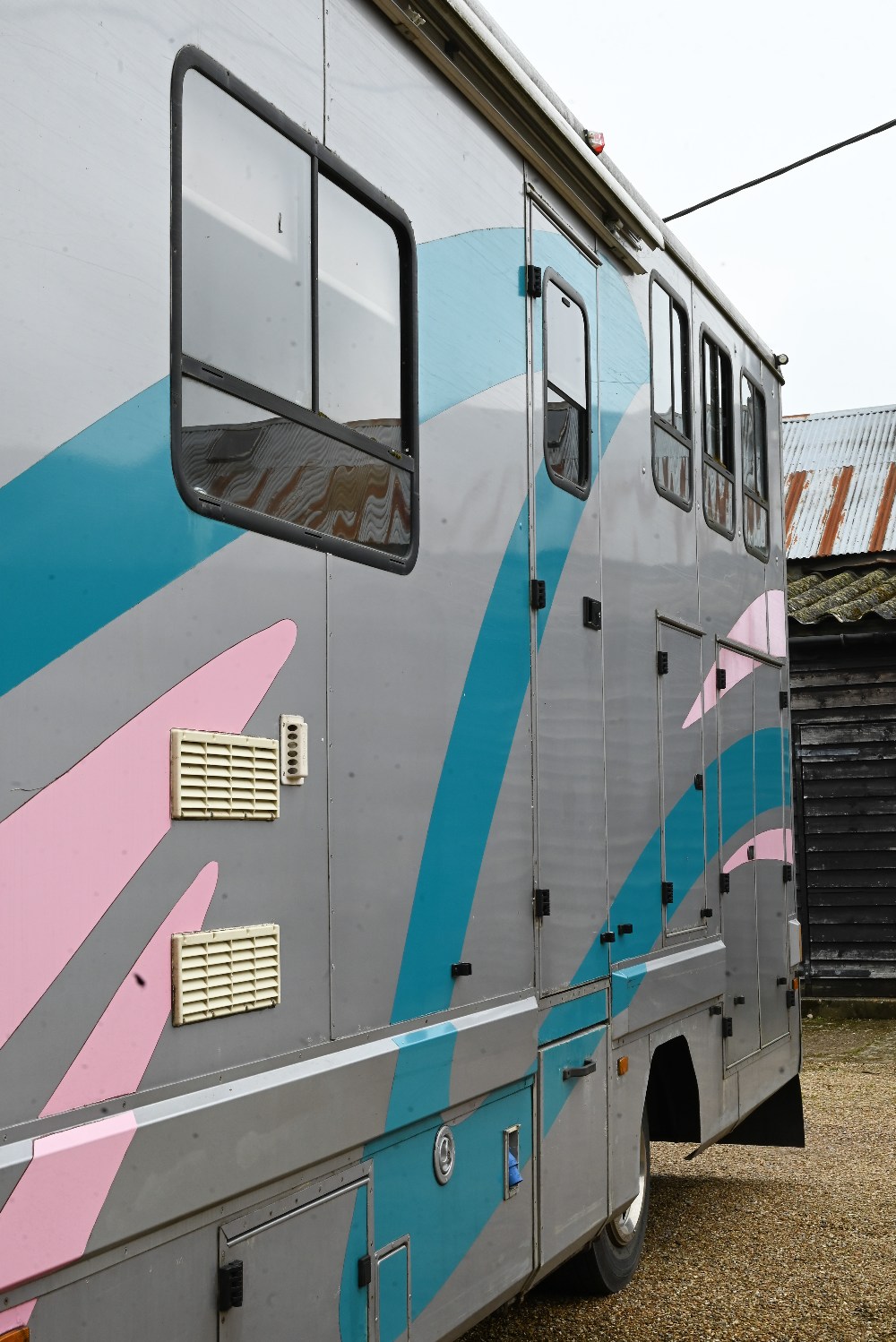 A Ford Iveco 75e live-in horse box, registered P/1996, 236,796 km, manual 5-speed, plated until 08/ - Image 16 of 26