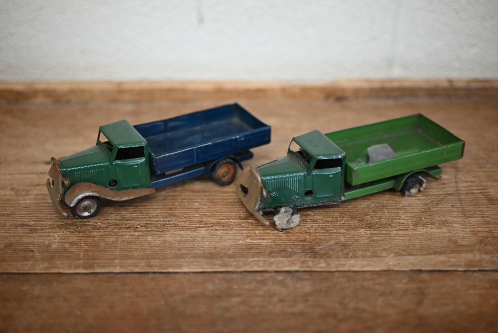 A vintage boxed Hornby clockwork Speedboat 'Swift' to/w two Tri-ang Minic trucks (a/f), a boxed - Image 5 of 5