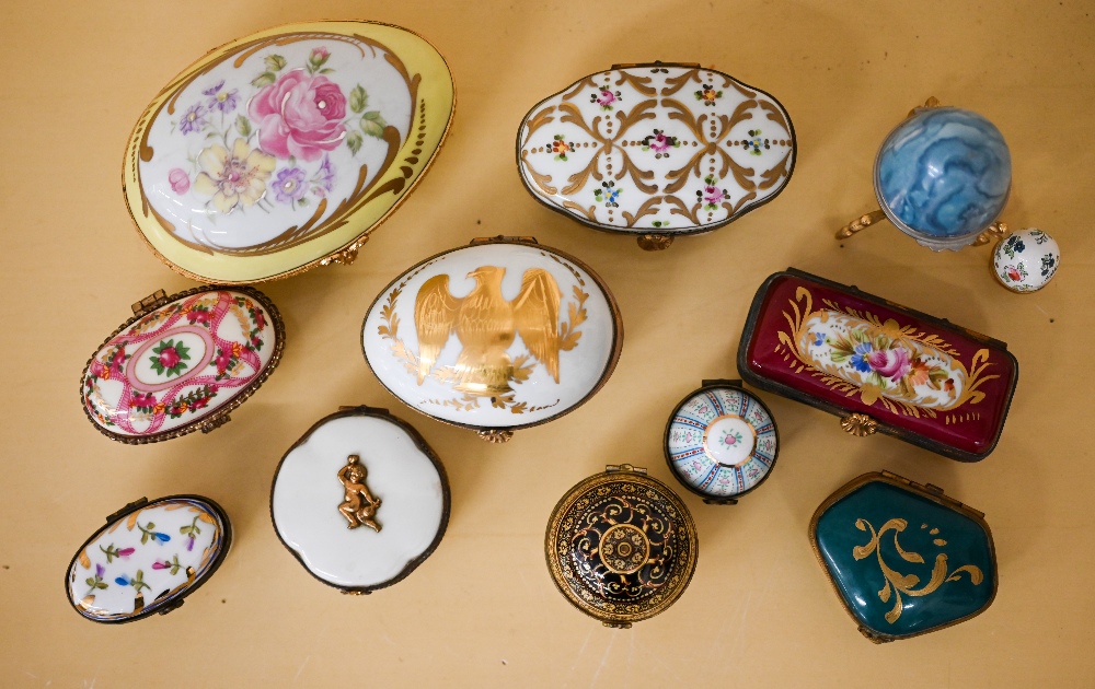 Various Limoges and other ceramic boxes etc - Image 2 of 4