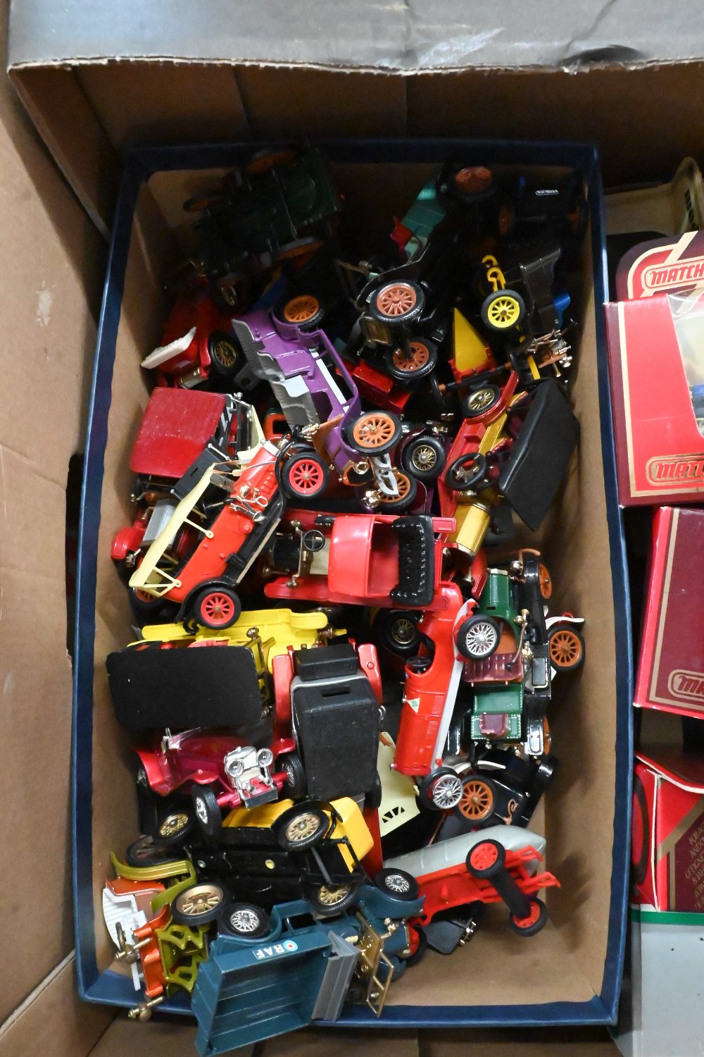 A quantity of Matchbox/Lesney Models of Yesteryear, boxed and loose (2 boxes) - Image 3 of 5