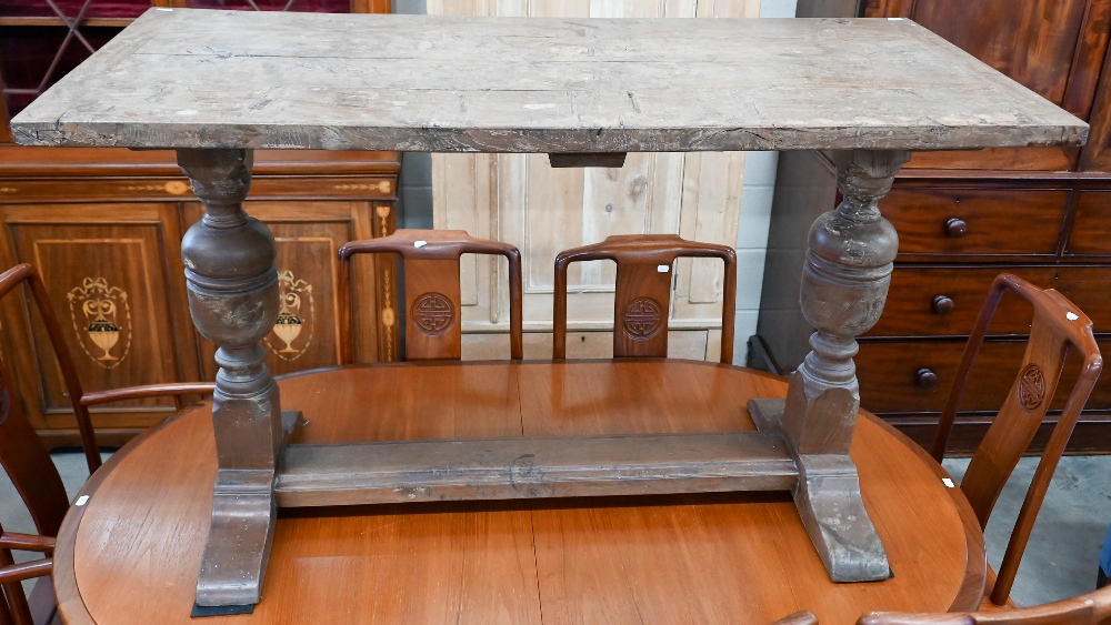 A small burr elm refectory table with cleated ends, on cup and cover supports, 122 x 56 cm - Image 2 of 4