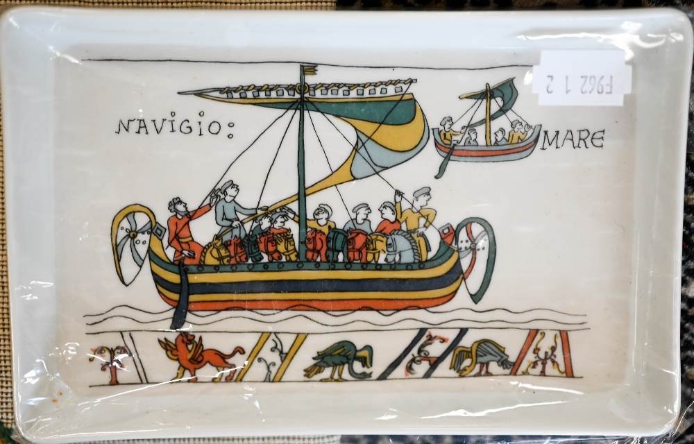 A section of the Bayeux tapestry wall hanging, and a souvenir ashtray and book etc - Image 2 of 4
