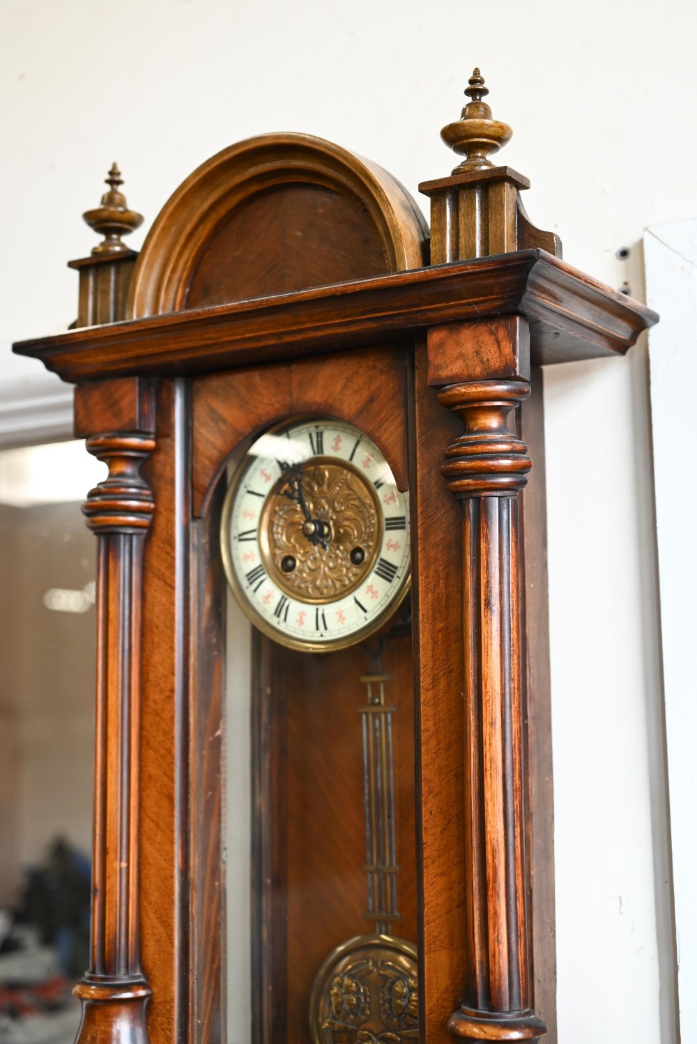 A Vienna-style walnut wall clock striking on a coiled gong with bi-metal compensating pendulum, 84 - Image 3 of 5
