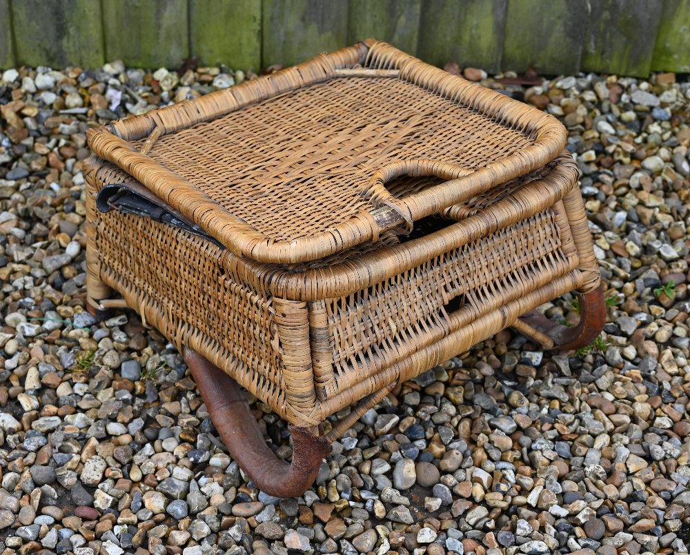 A vintage 1950s rattan wicker fishing chair with folding back supports by two leather straps - Image 2 of 4