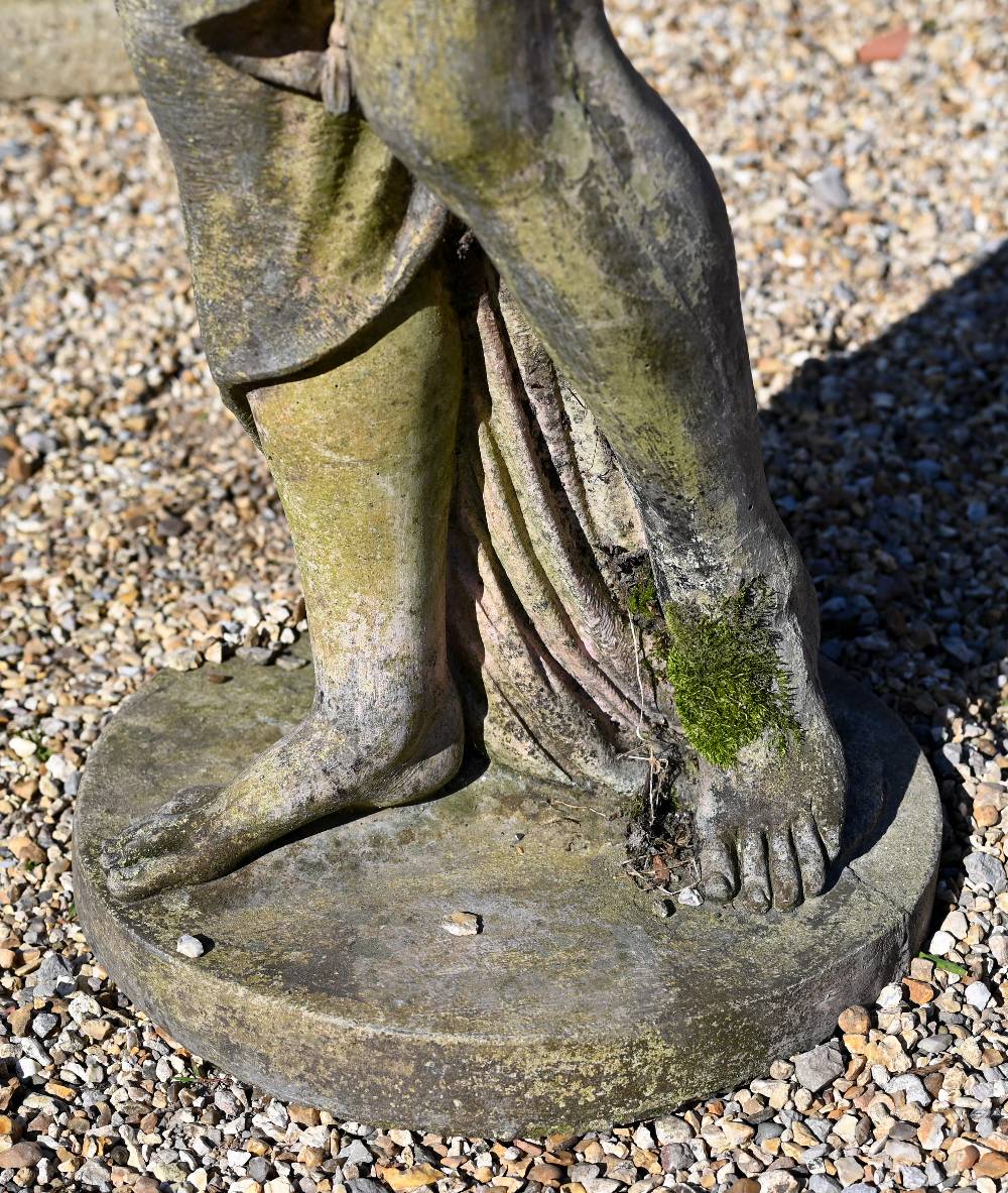 A classically styled weathered cast stone garden figure, 117 cm h - Image 4 of 5