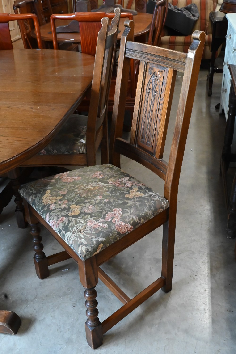 A 'Wood Brothers' Old Charm extending dining table with leaf, on turned pillars tied with a - Image 3 of 6