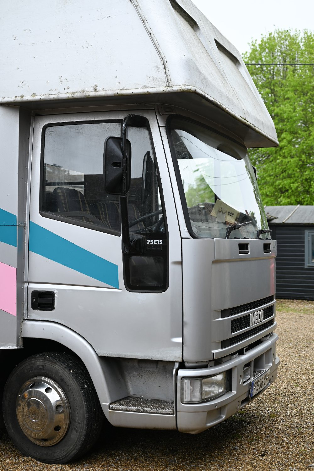 A Ford Iveco 75e live-in horse box, registered P/1996, 236,796 km, manual 5-speed, plated until 08/ - Image 23 of 26