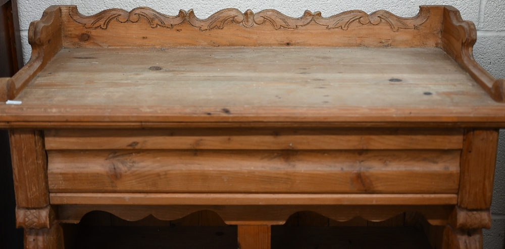 A rustic French pine wine rack cabinet with cavetto drawer over open shelves, 84 x 38 x 100 cm high - Image 3 of 3