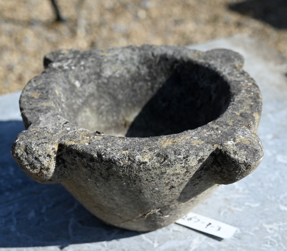 An antique weathered marble mortar, 35 cm dia. - Image 2 of 3