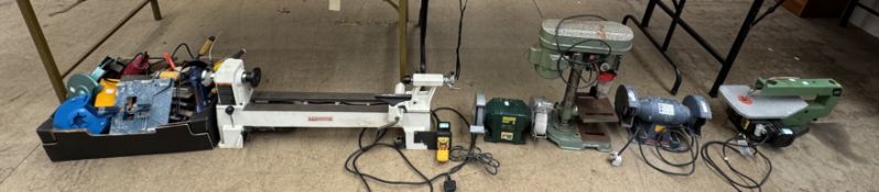 An Axminster APTC M600 woodturning lathe (class 1 Pat Test Pass) together with a Record power RSBG6