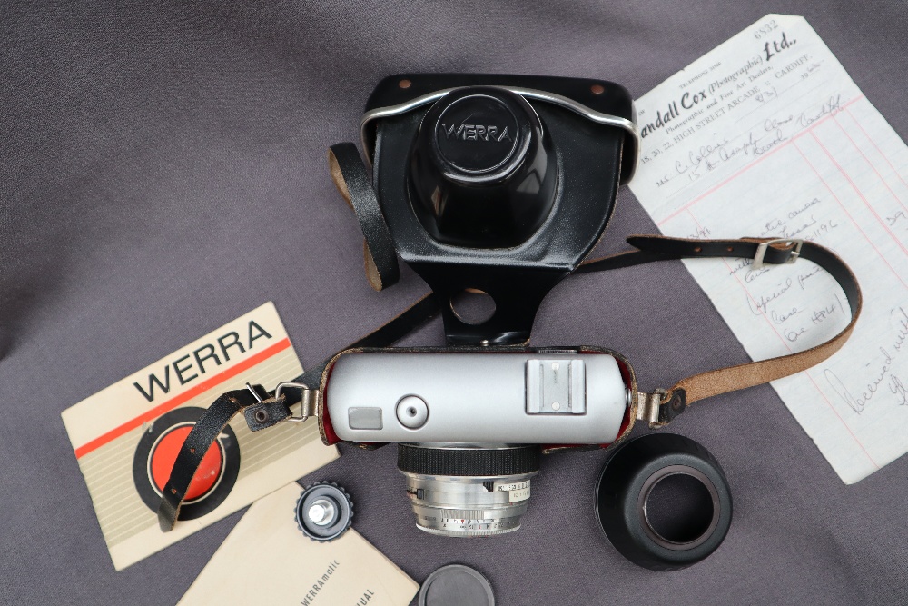 A Rolleiflex camera together with a Werra Matic camera and paperwork CONDITION REPORT: - Bild 14 aus 16