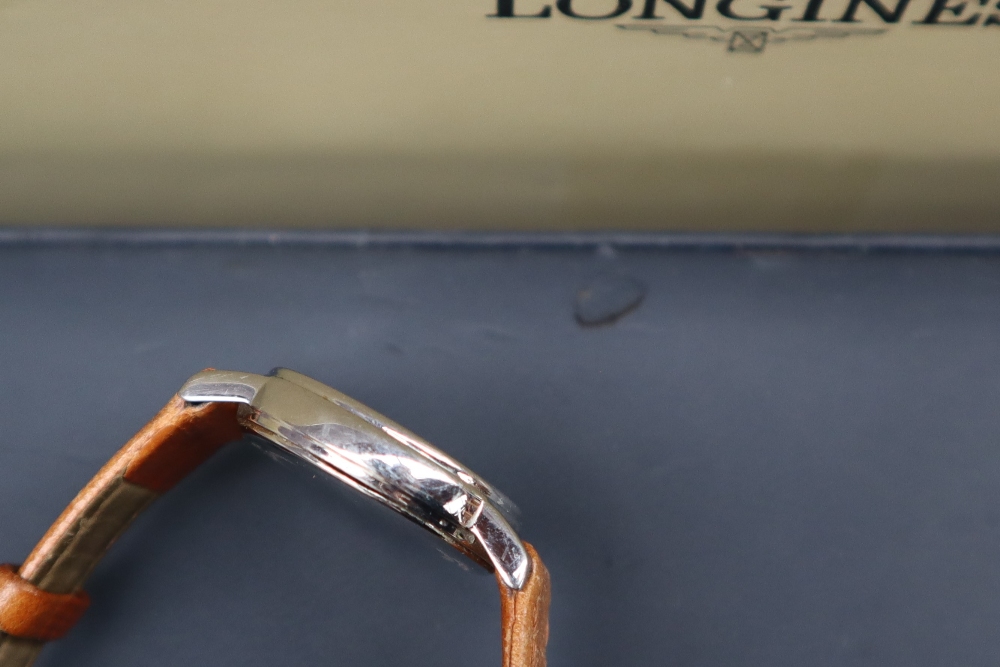 A lady's Stainless Steel Longines wristwatch with a white dial and Roman numerals and a date - Image 7 of 8