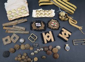 A collection of brass buttons, with lion motifs, Naval,