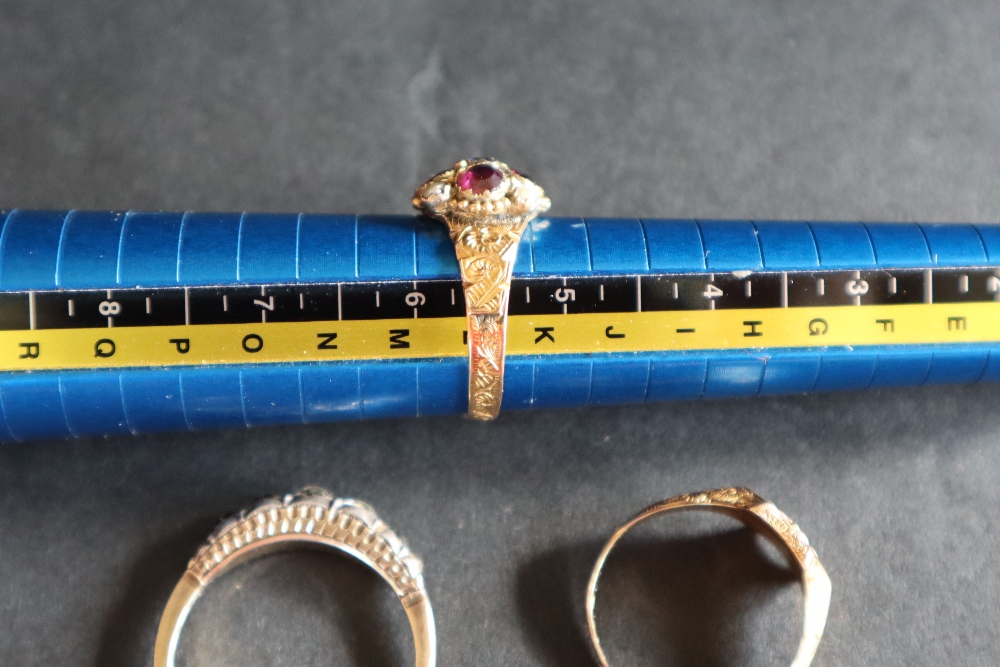 A gem set dress ring, size K 1/2, marked 12. - Image 6 of 8
