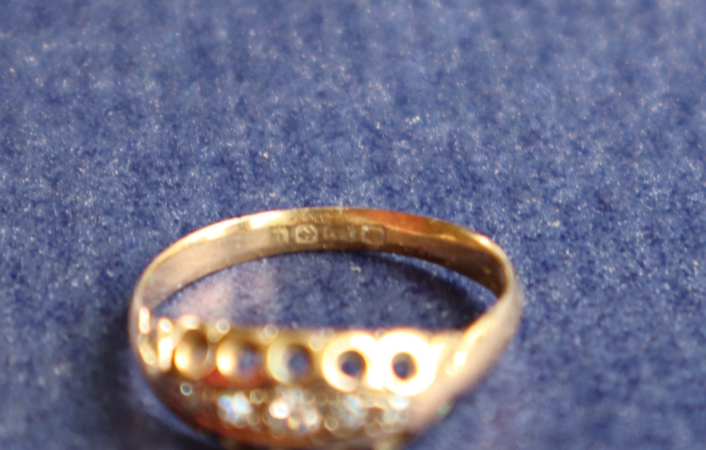 A five stone diamond ring, - Bild 4 aus 5