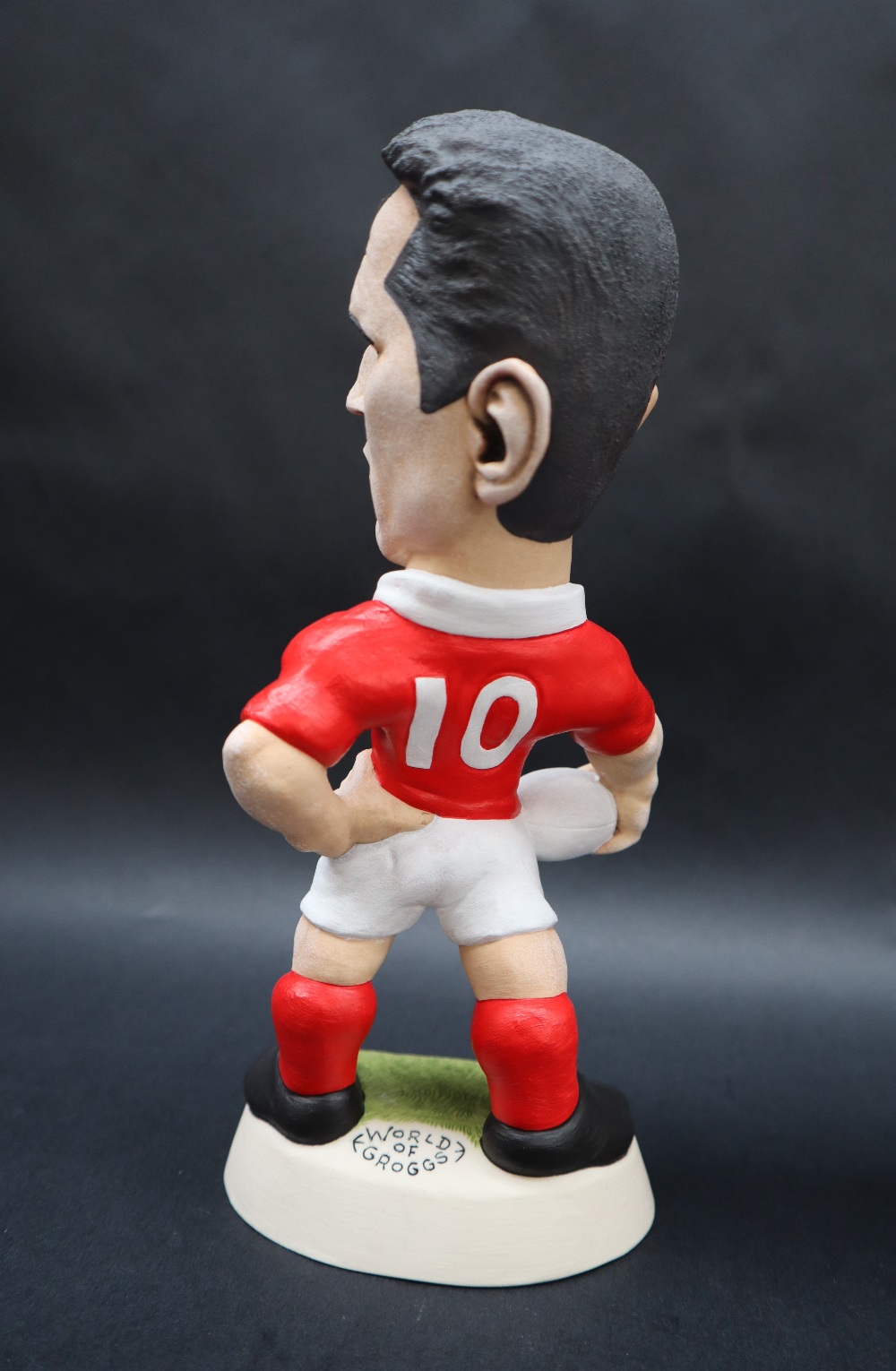 A World of Groggs Limited Edition resin figure of Stephen Jones in Welsh Rugby kit, - Image 4 of 10