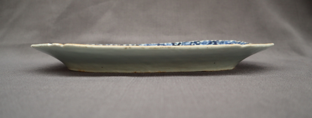A Chinese porcelain blue and white meat plate, - Image 3 of 12