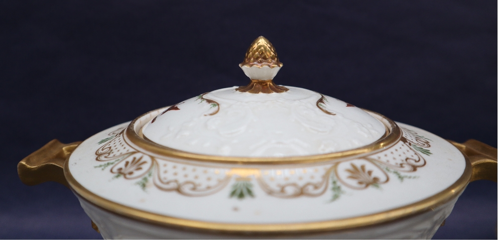A pair of Swansea porcelain sauce tureens, covers and stands, with moulded lids and borders, - Image 4 of 12