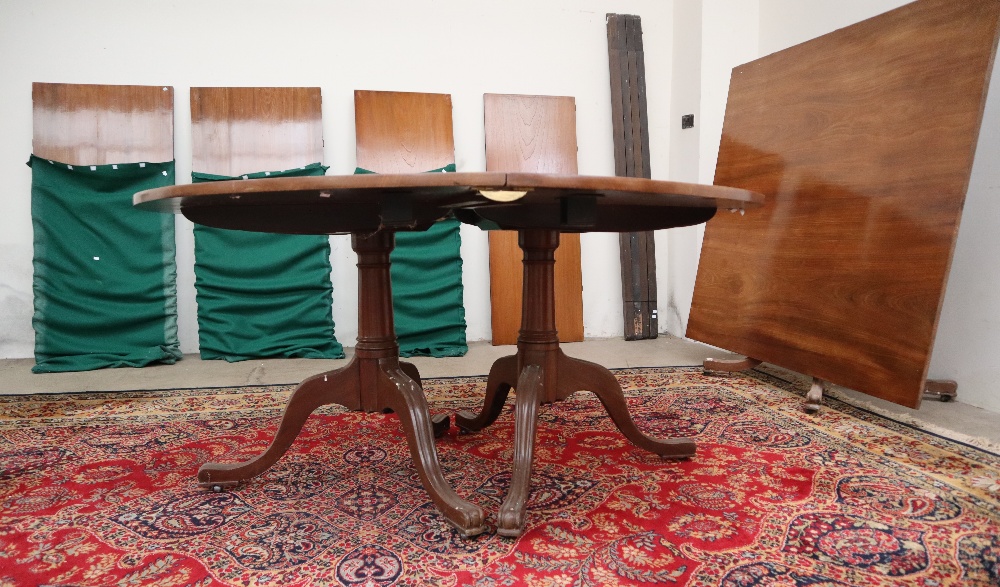 An early 19th century mahogany triple pedestal dining table in the manner of Gillows with a pair of - Image 7 of 15