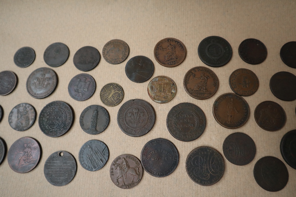 A collection of One and half Penny Tokens including Bristol & South Wales 1811, Chichester, - Bild 7 aus 8