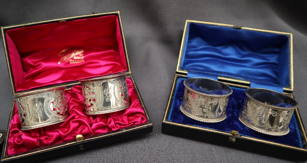A George V silver cream jug of sparrow beak form together with a matching twin handled sugar basin, - Bild 2 aus 7