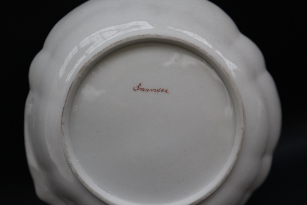 A Swansea porcelain shell dish decorated with the kingfisher pattern, marked Swansea in script, 21. - Image 6 of 6