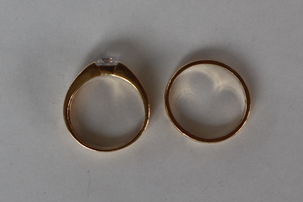 A 14ct gold ring with a princess cut Cubic Zirconium, size L, - Bild 4 aus 7