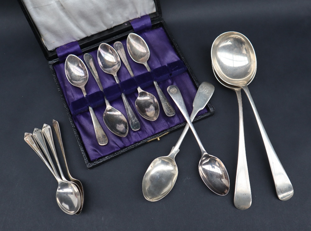 A pair of George V silver soup spoons, Sheffield, 1925, Cooper Brothers & Sons Ltd,