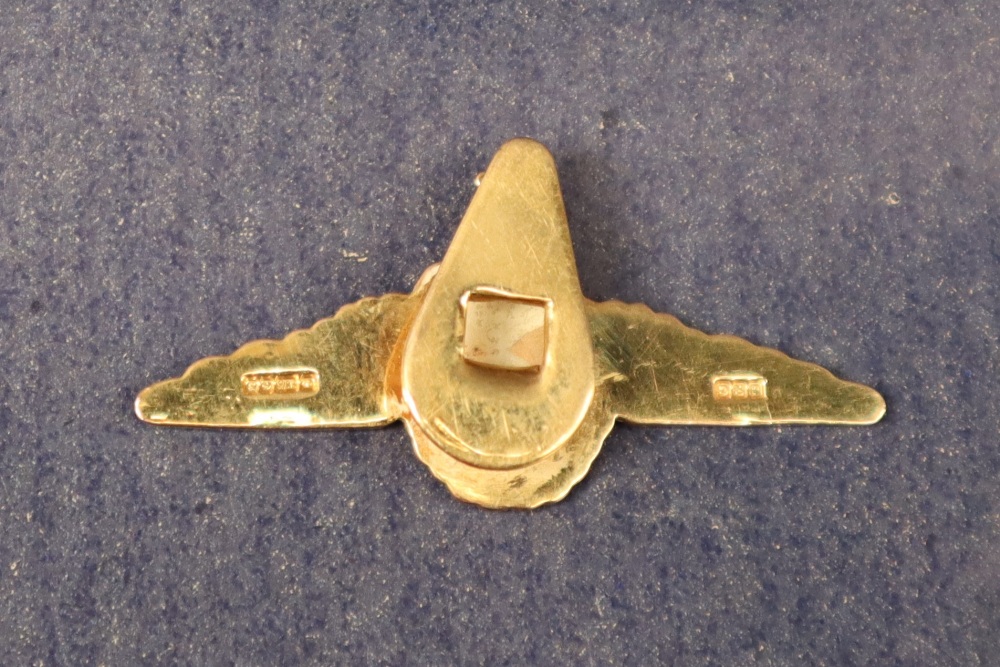 A 9ct Gregory and Quilter Parachute Company badge, - Image 2 of 3