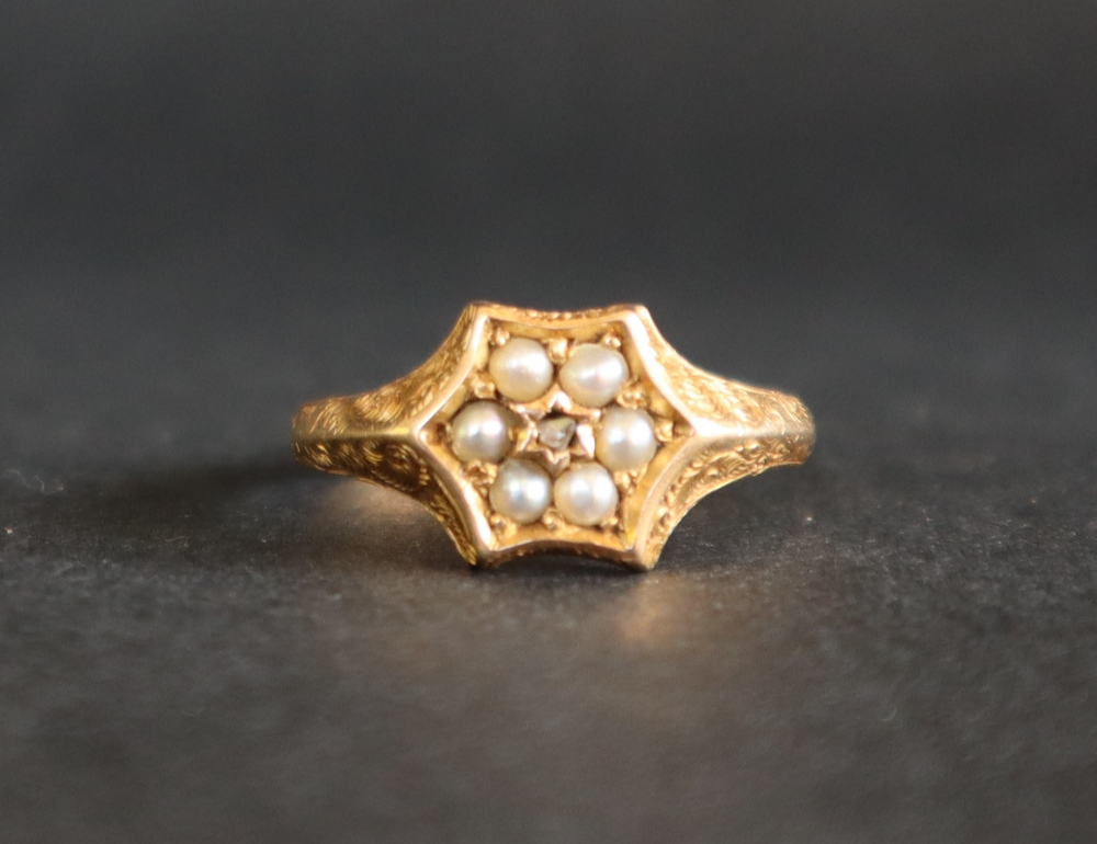 A gem set dress ring, size K 1/2, marked 12. - Image 4 of 8