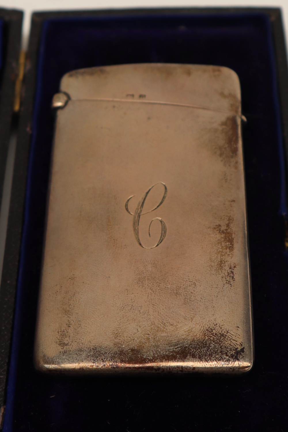 A George V silver card carrying case of rectangular form, Birmingham, 1912, - Image 2 of 4