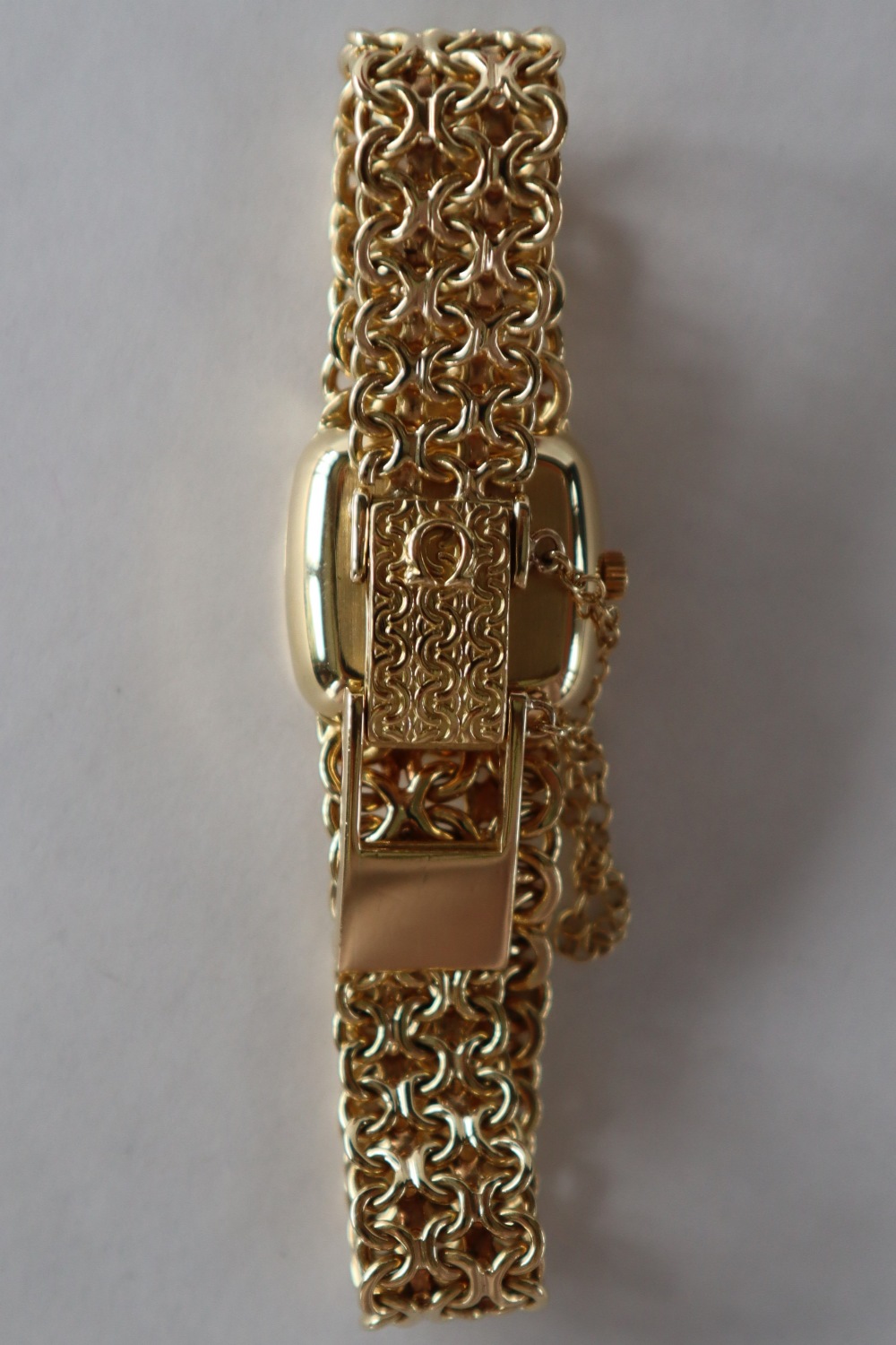 A lady's 18ct gold Omega Automatic De Ville wristwatch with a square dial and batons on an 18ct - Image 7 of 9