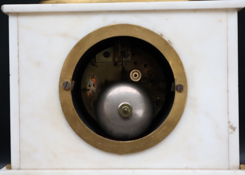 A 19th century white marble clock with a gilt metal surmount of a boy feeding chicken whilst seated - Image 11 of 11