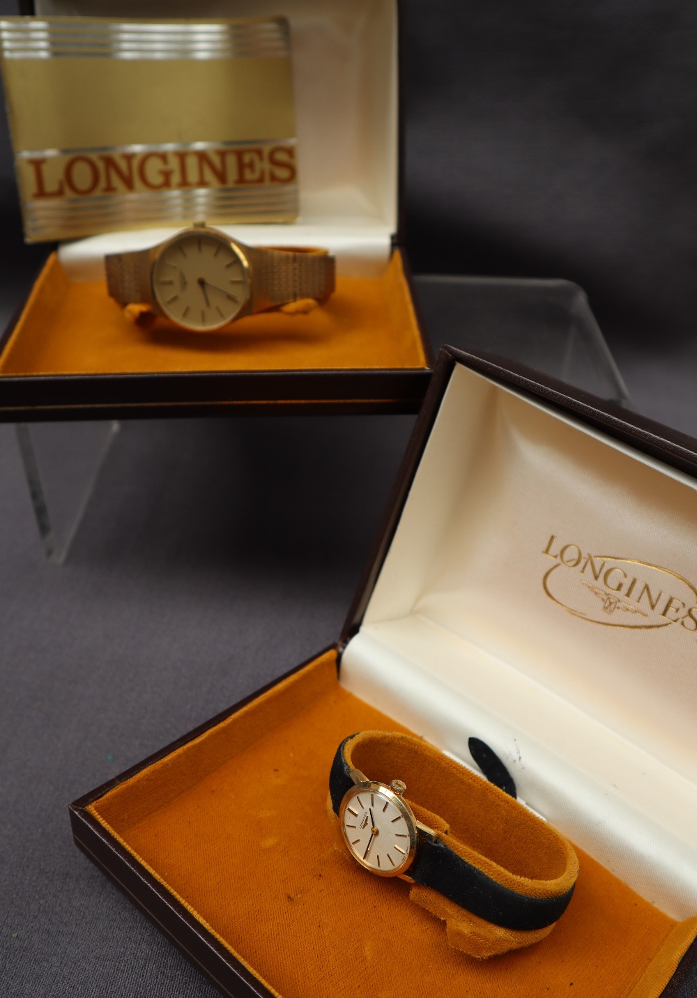 A gentleman's Longines wristwatch, in gilt metal on a gilt metal strap, - Image 2 of 10