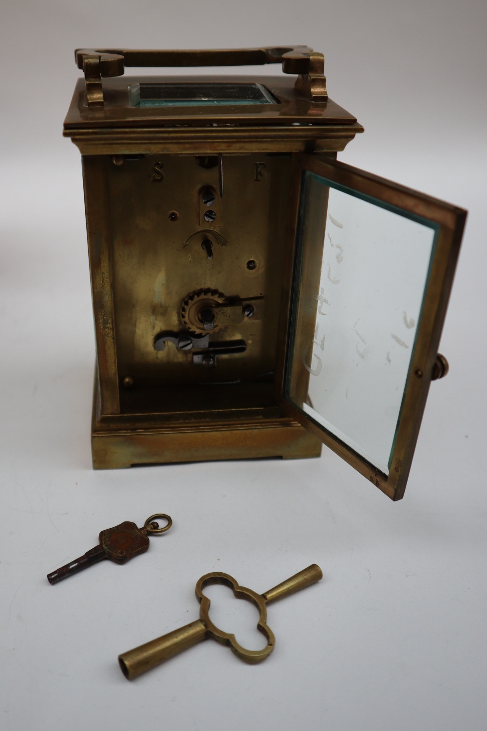 A brass cased carriage timepiece, - Bild 7 aus 9